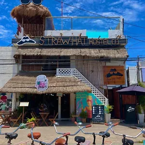 Straw & Rooftop Bar , Tulum Mexiko